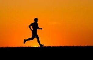 Vrapimi mund t'ju ndihmojë të humbni 7 kg në një javë