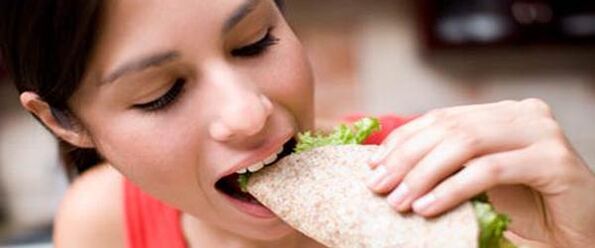 duke hequr dorë nga dietat e rrepta